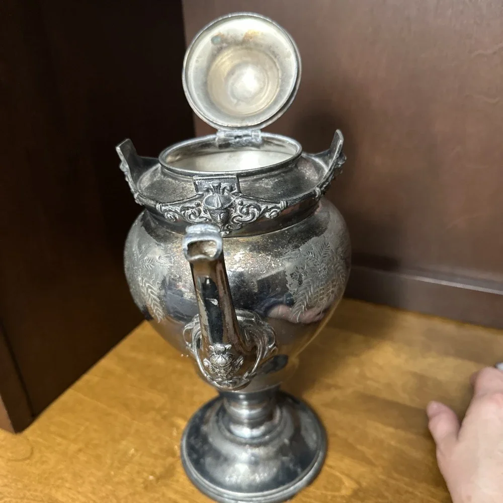 Antique Meridian B. Co. 1879 Tea/Coffee Silverplate Samovar